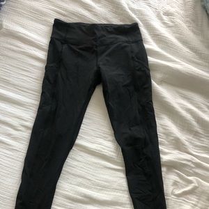 Black lululemon leggings